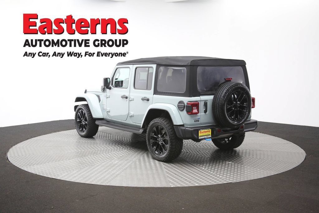 Used 2024 Jeep Wrangler Unlimited Sahara w/ Technology Group AWD/4WD image 66