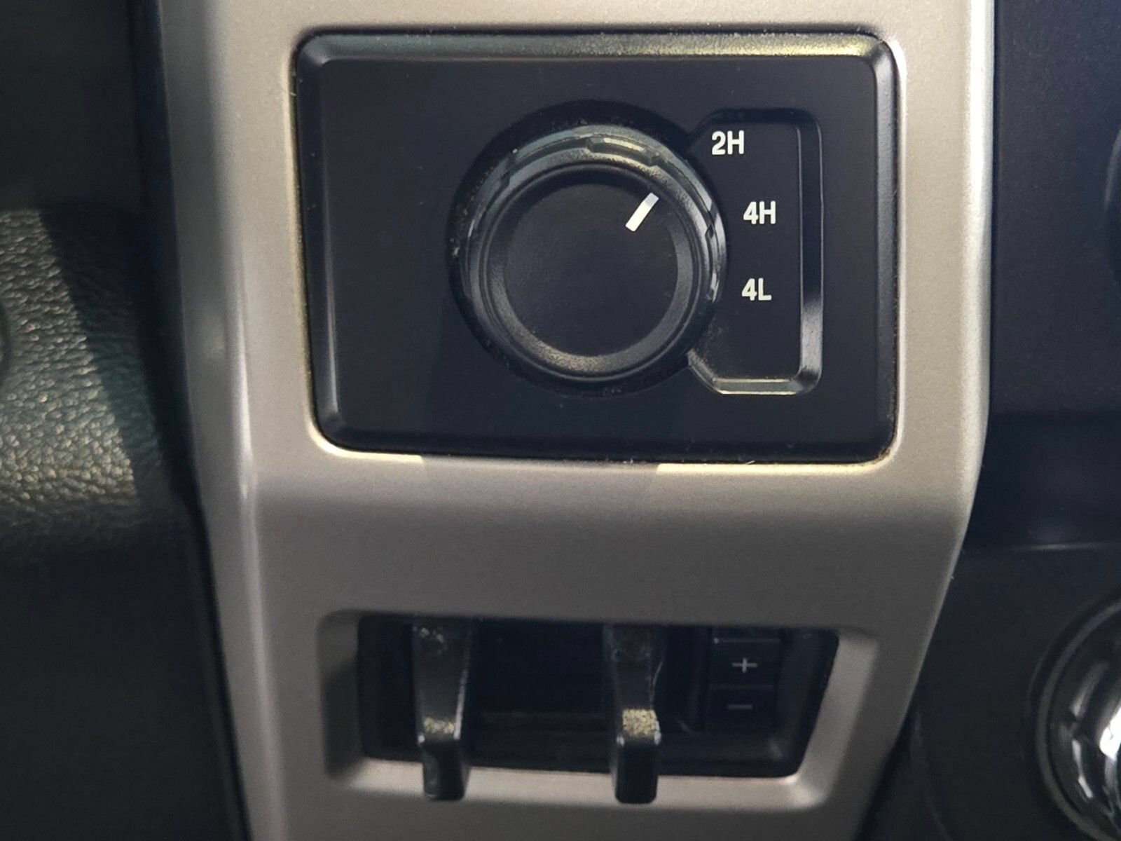 Used 2019 Ford F250 Lariat w/ Lariat Ultimate Package AWD/4WD image 30