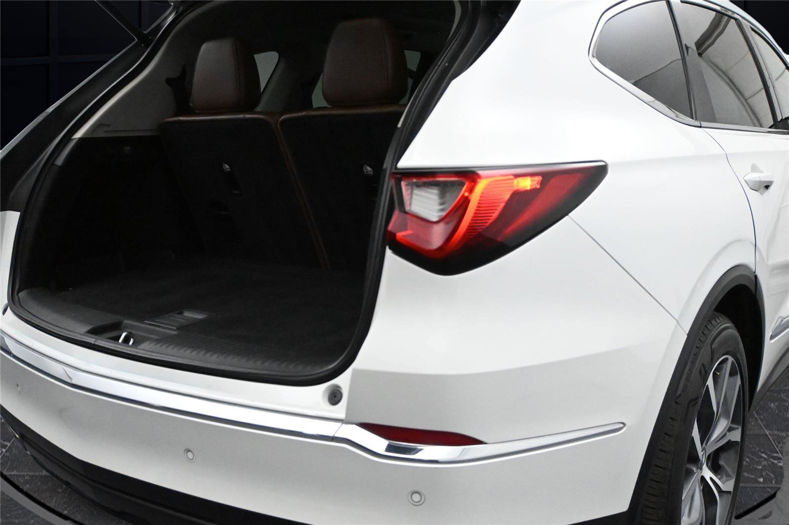 Certified 2022 Acura MDX SH-AWD w/ Technology Package image 14
