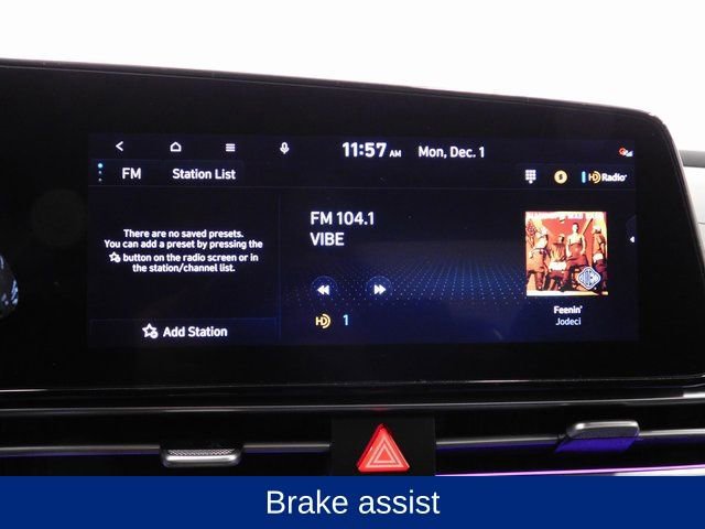 Certified 2025 Hyundai Elantra SEL image 34