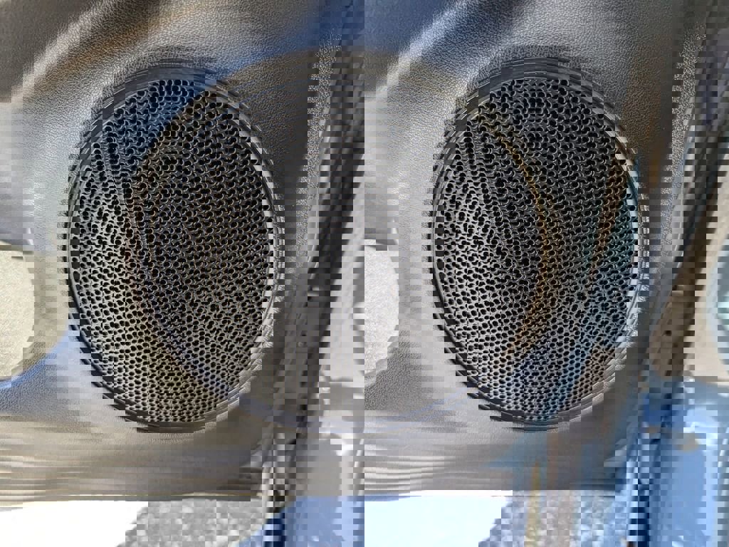 Used 2023 Honda HR-V EX-L image 16