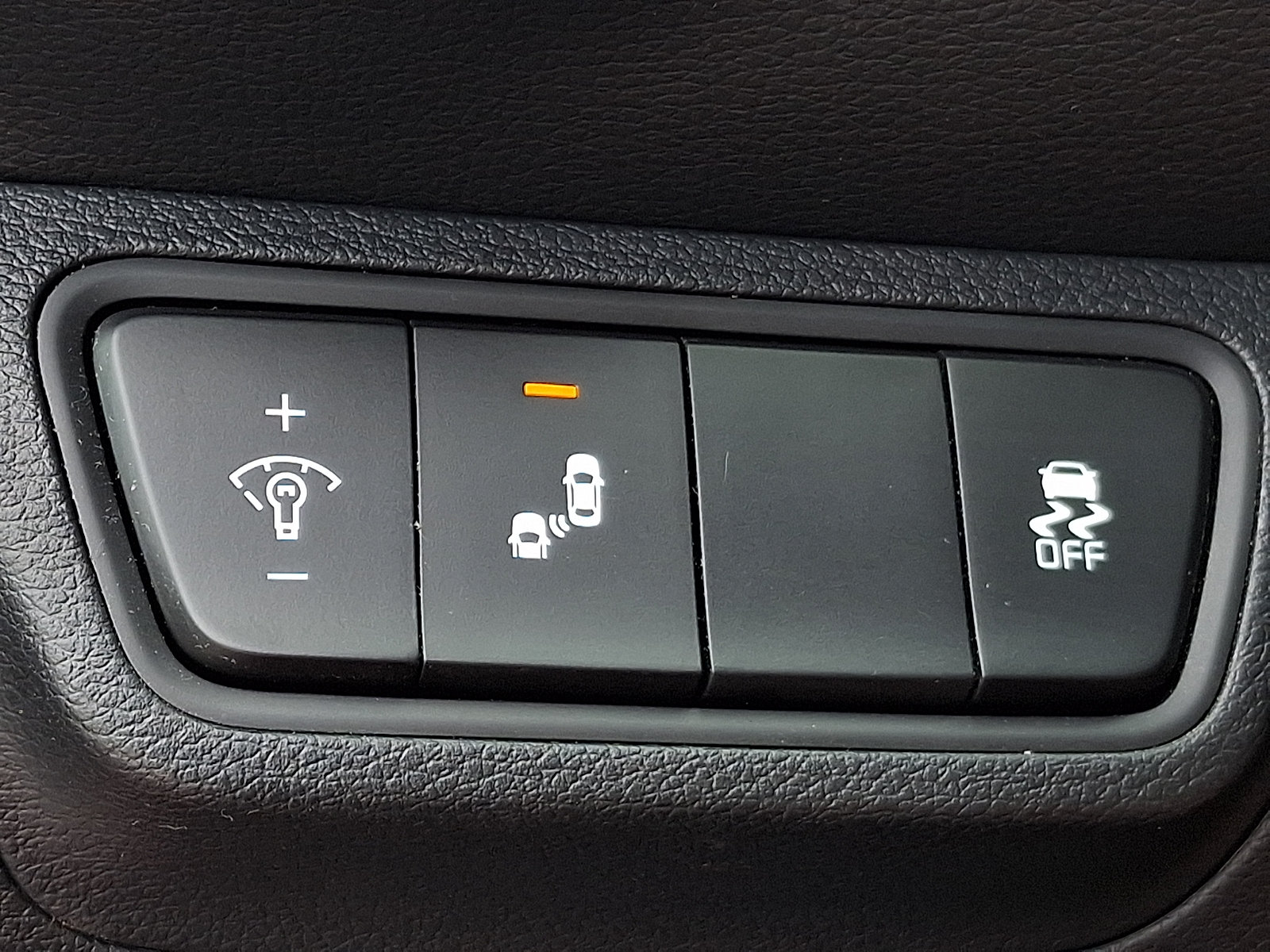 Certified 2024 Kia Forte GT w/ GT2 Package FWD image 29