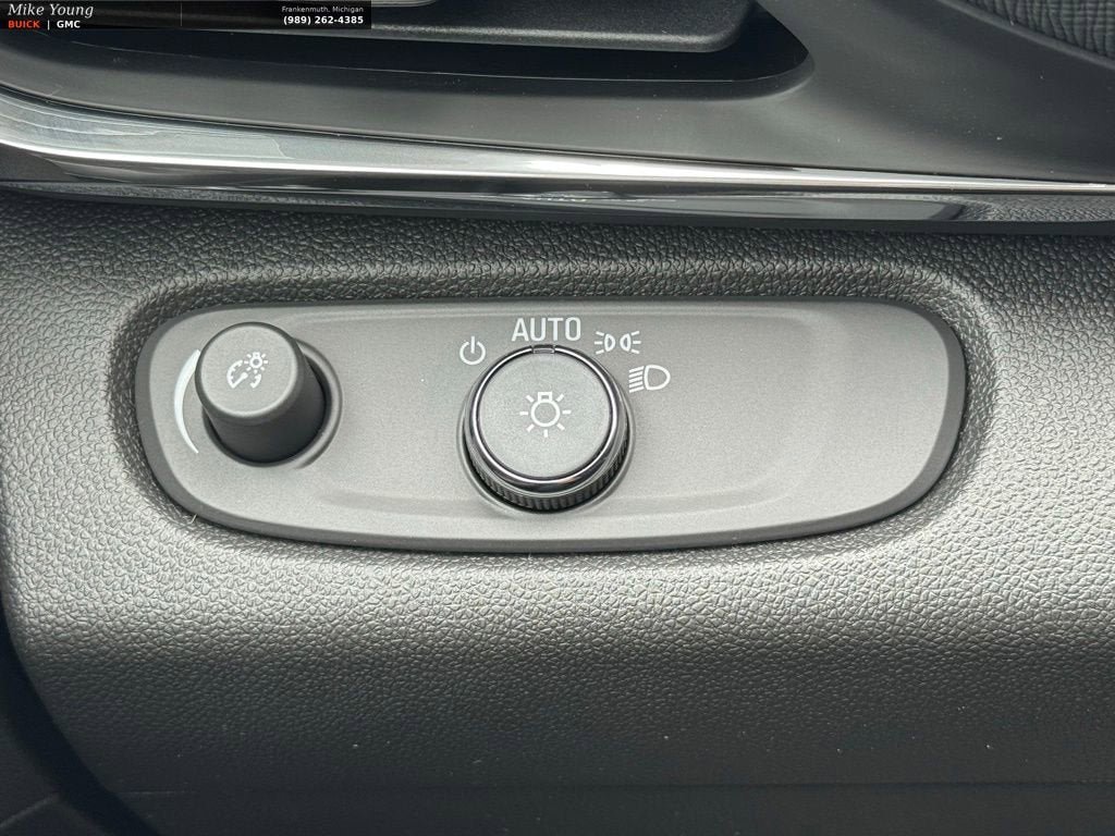 New 2026 Buick Envista Sport Touring w/ Convenience I Package FWD image 20