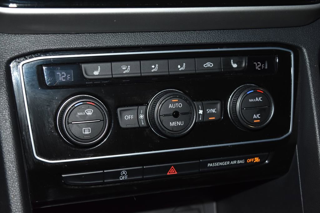 Used 2023 Volkswagen Atlas Cross Sport SE w/ Panoramic Sunroof Package image 14