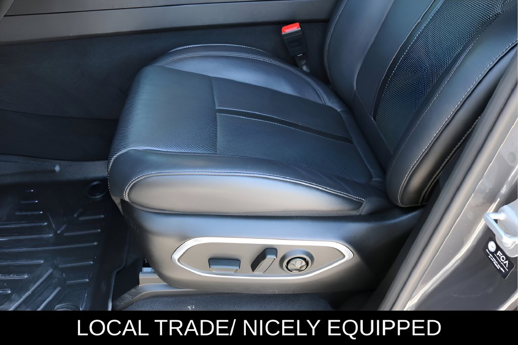 Used 2022 Jeep Wagoneer Series III w/ Flexible Seating Group RWD image 10