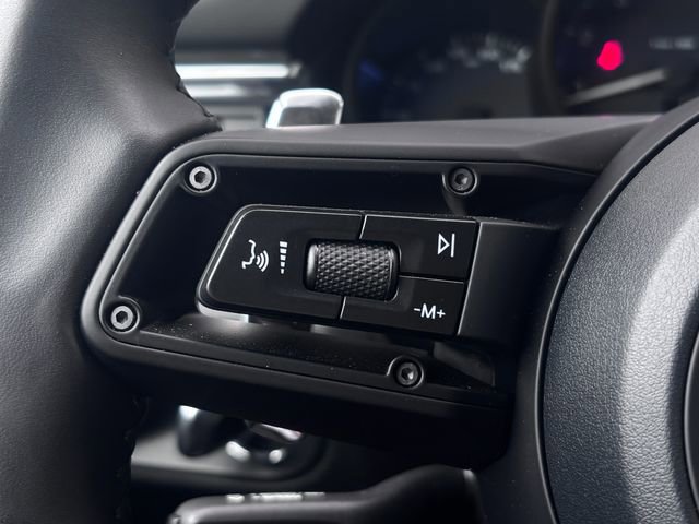 Certified 2026 Porsche Macan AWD/4WD image 14