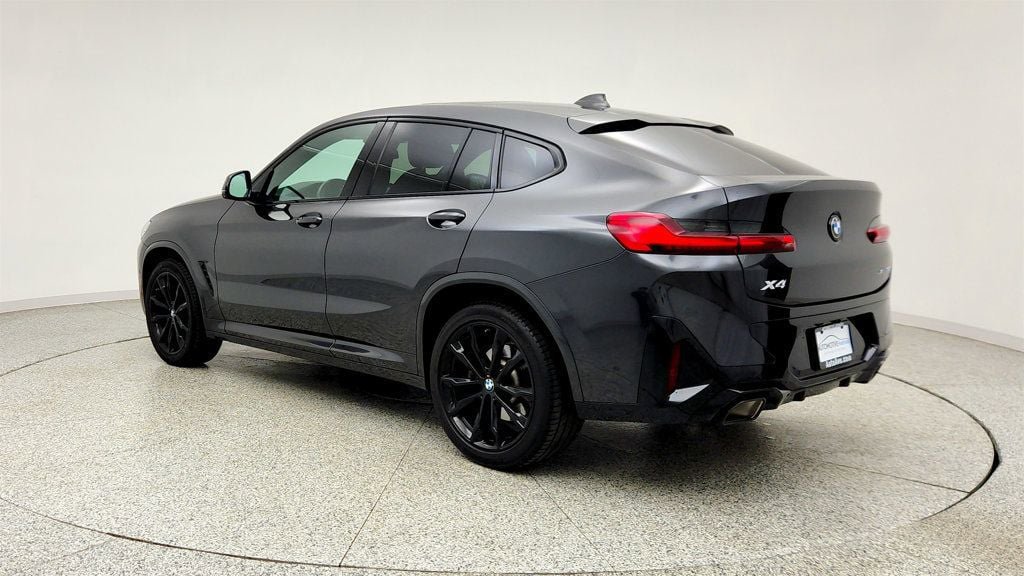 Used 2024 BMW X4 xDrive30i w/ Premium Package AWD/4WD image 7