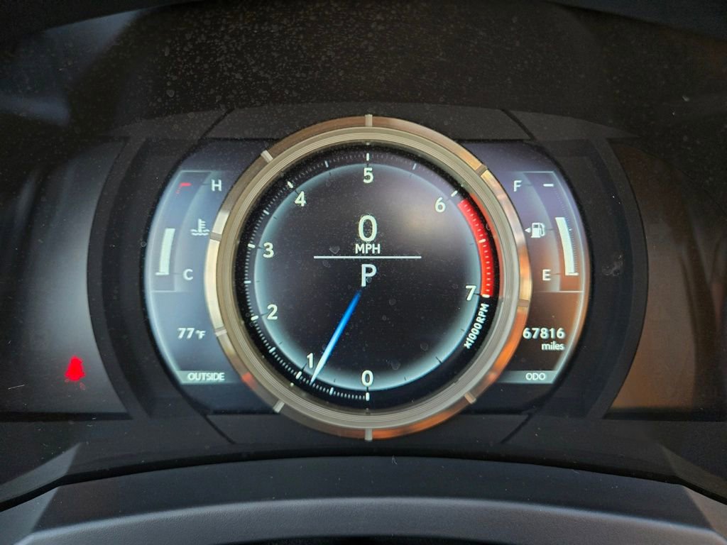 Used 2017 Lexus RC 200t F Sport image 33