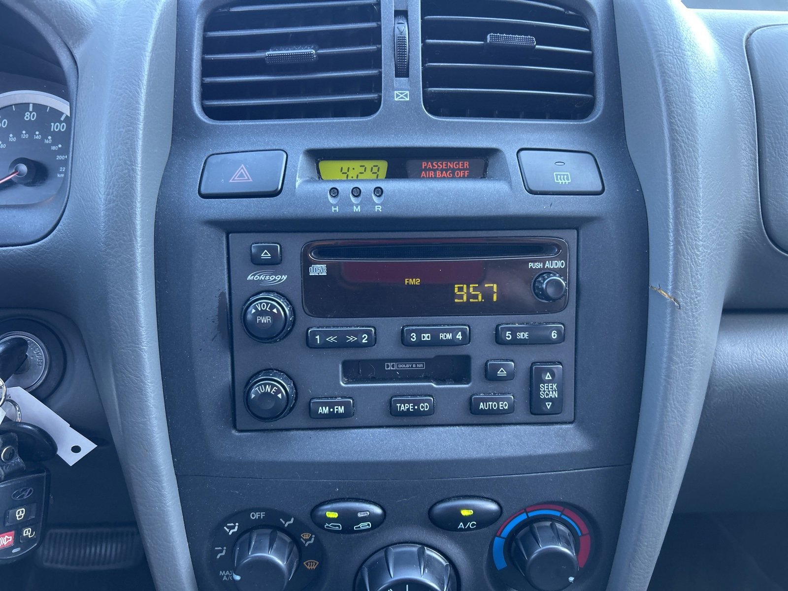 Used 2006 Hyundai Santa Fe GLS image 11