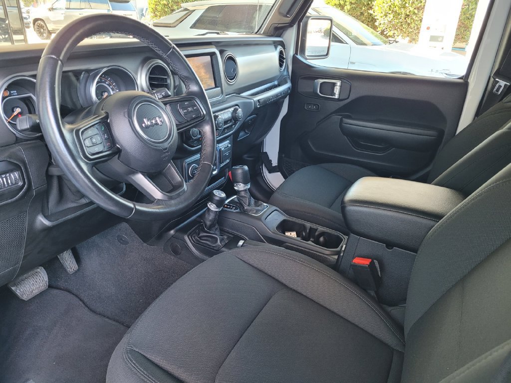 Used 2021 Jeep Wrangler Sport AWD/4WD image 11