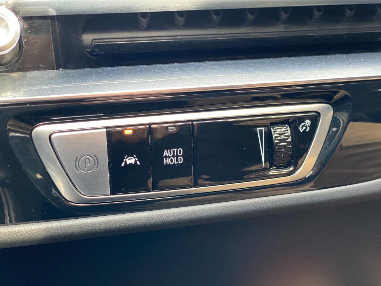 Used 2025 Cadillac Lyriq Sport w/ LPO, Floor Liner Package image 17