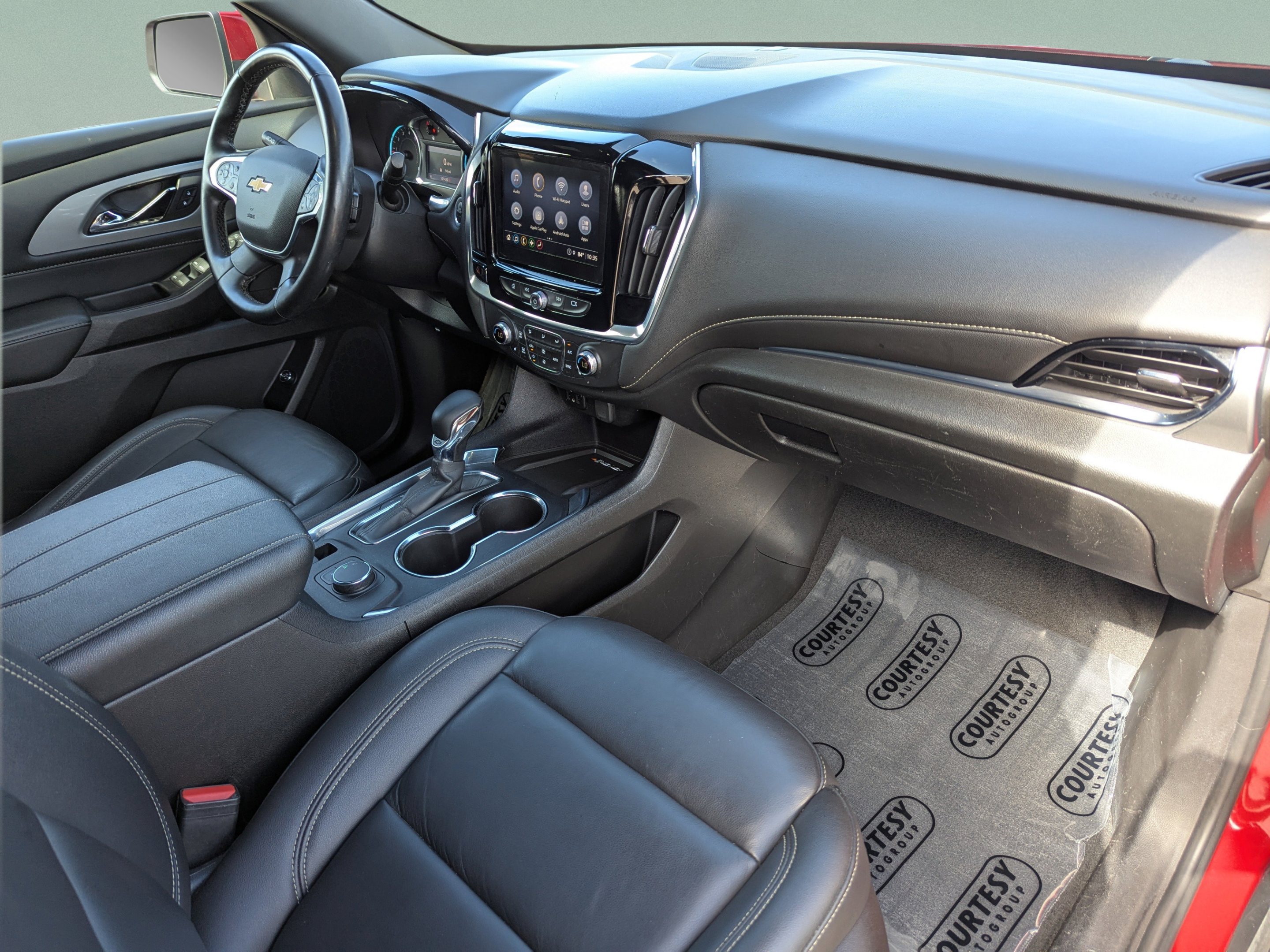 Used 2023 Chevrolet Traverse LT FWD image 15