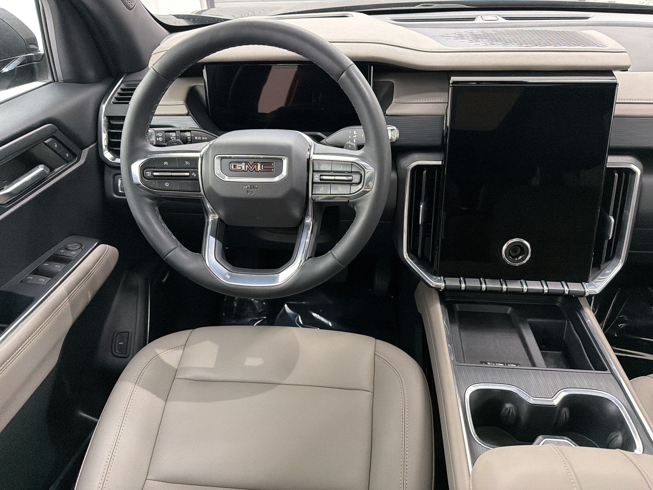 Used 2024 GMC Acadia Elevation w/ Luxury Package FWD image 27