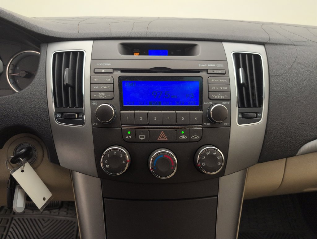 Used 2009 Hyundai Sonata GLS FWD image 24