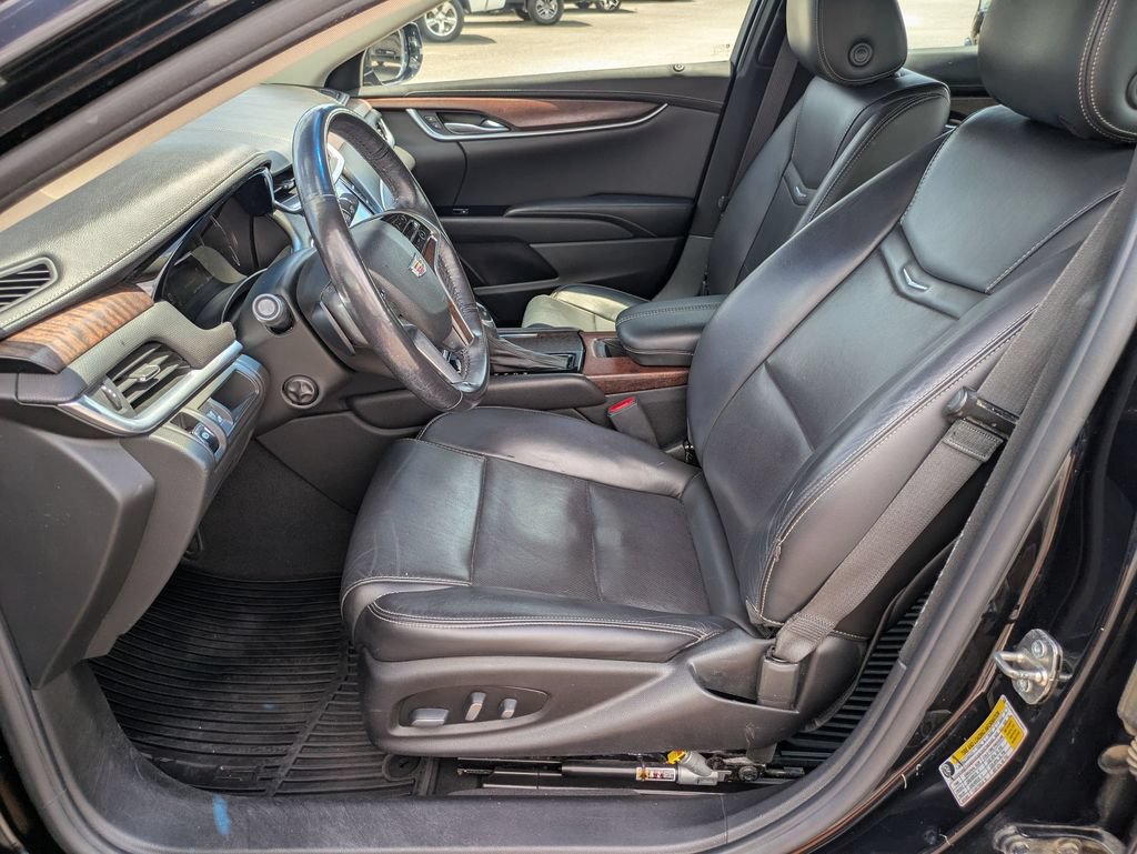Used 2019 Cadillac XTS Luxury FWD image 11