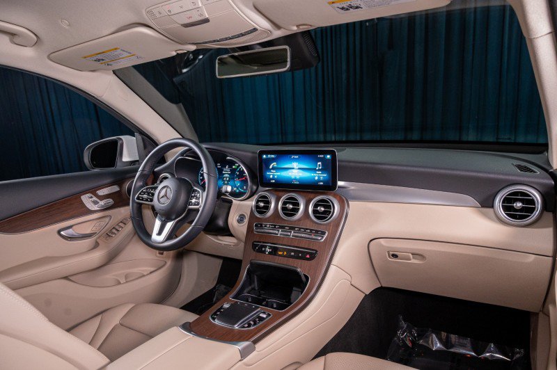 Certified 2022 Mercedes-Benz GLC 300 image 4
