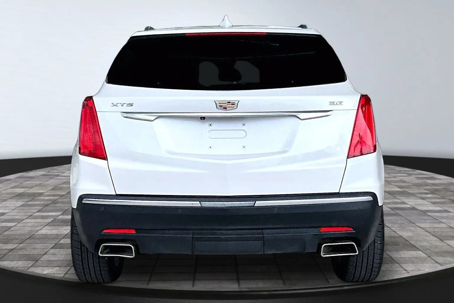 Used 2019 Cadillac XT5 Luxury FWD image 5