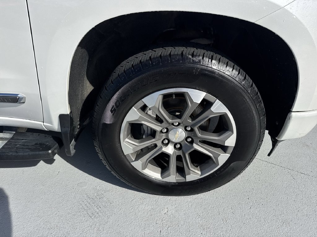 Used 2022 Chevrolet Silverado 1500 High Country w/ Technology Package AWD/4WD image 60
