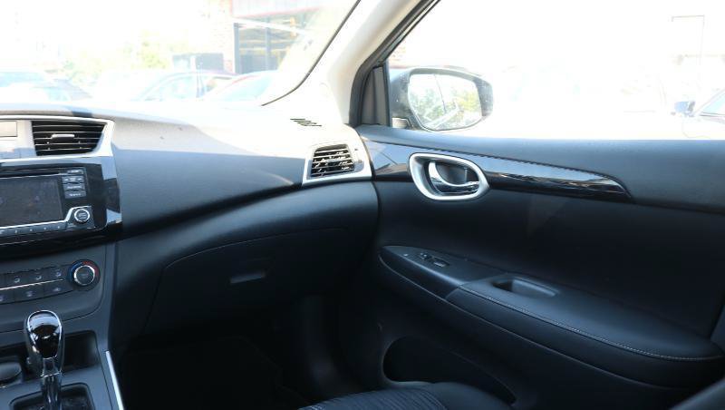 Used 2017 Nissan Sentra SV FWD image 12