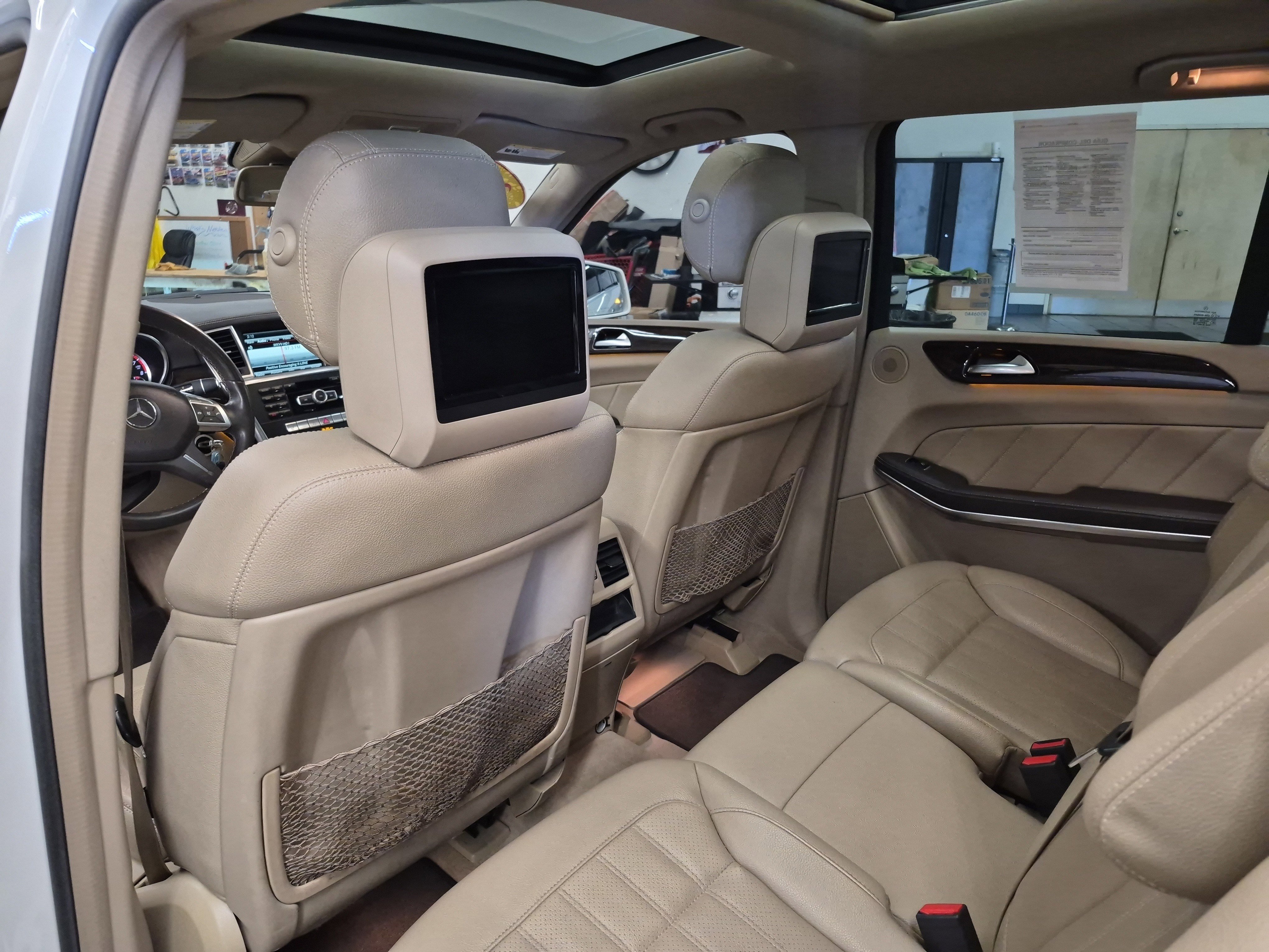 Used 2014 Mercedes-Benz GL 450 4MATIC image 14