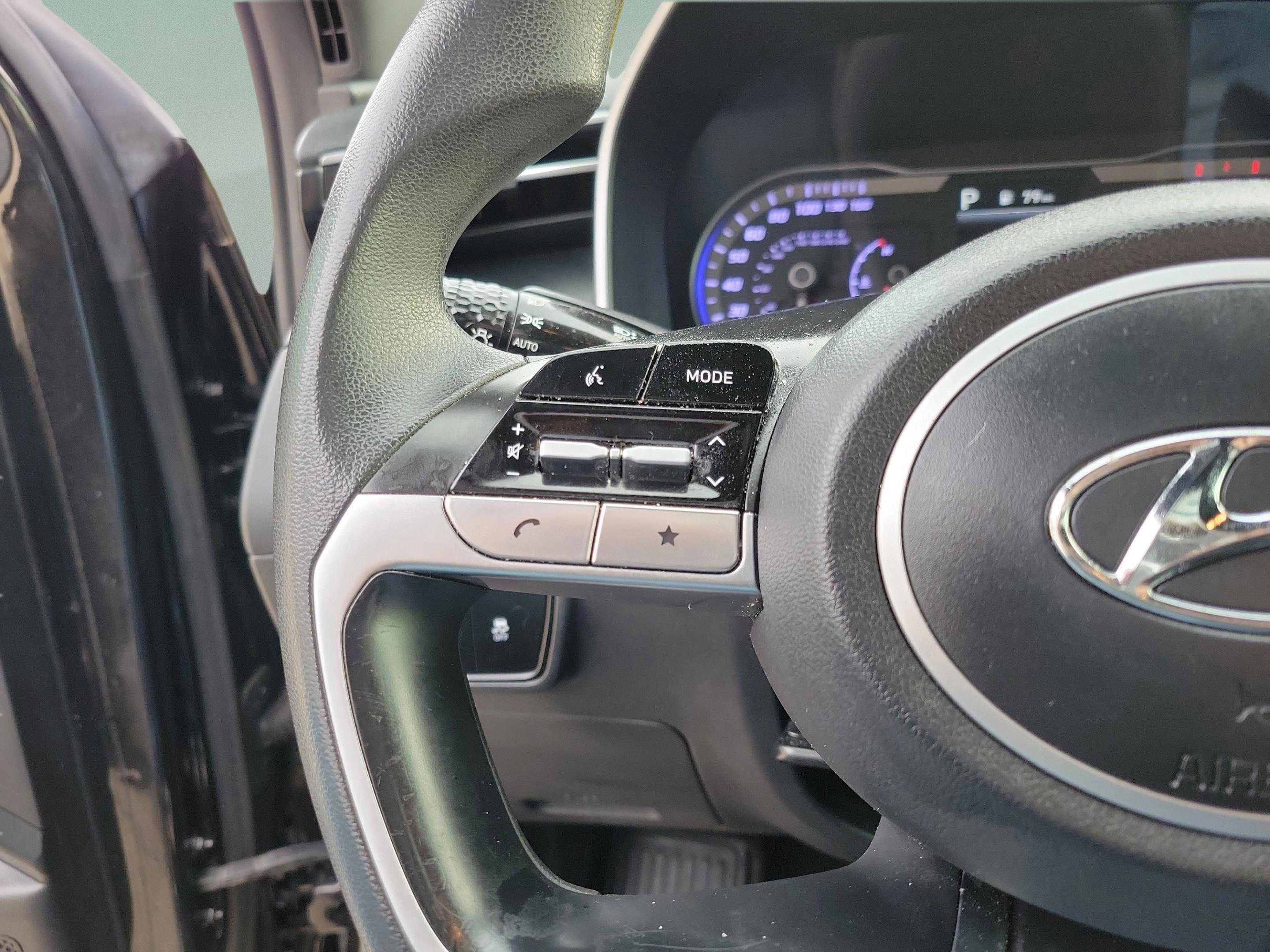 Used 2022 Hyundai Santa Cruz SEL image 22