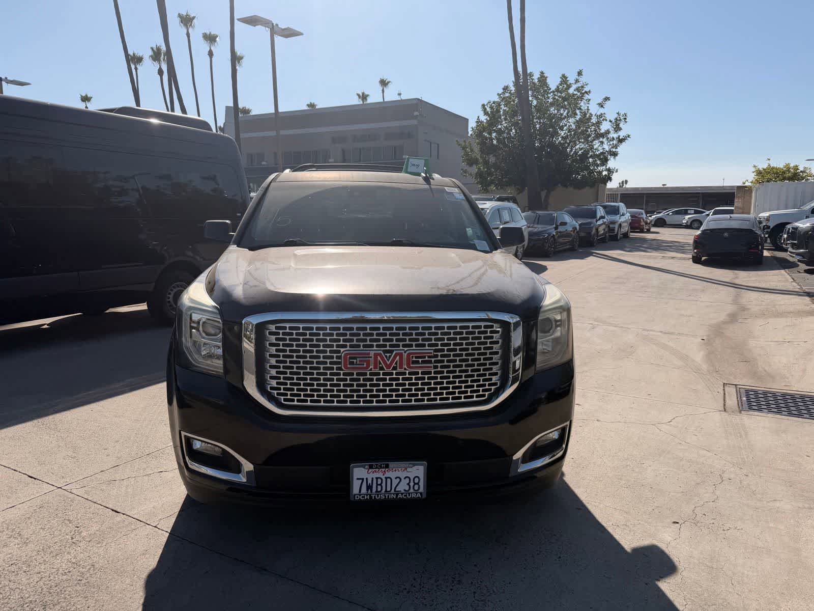 Used 2016 GMC Yukon XL Denali AWD/4WD image 8