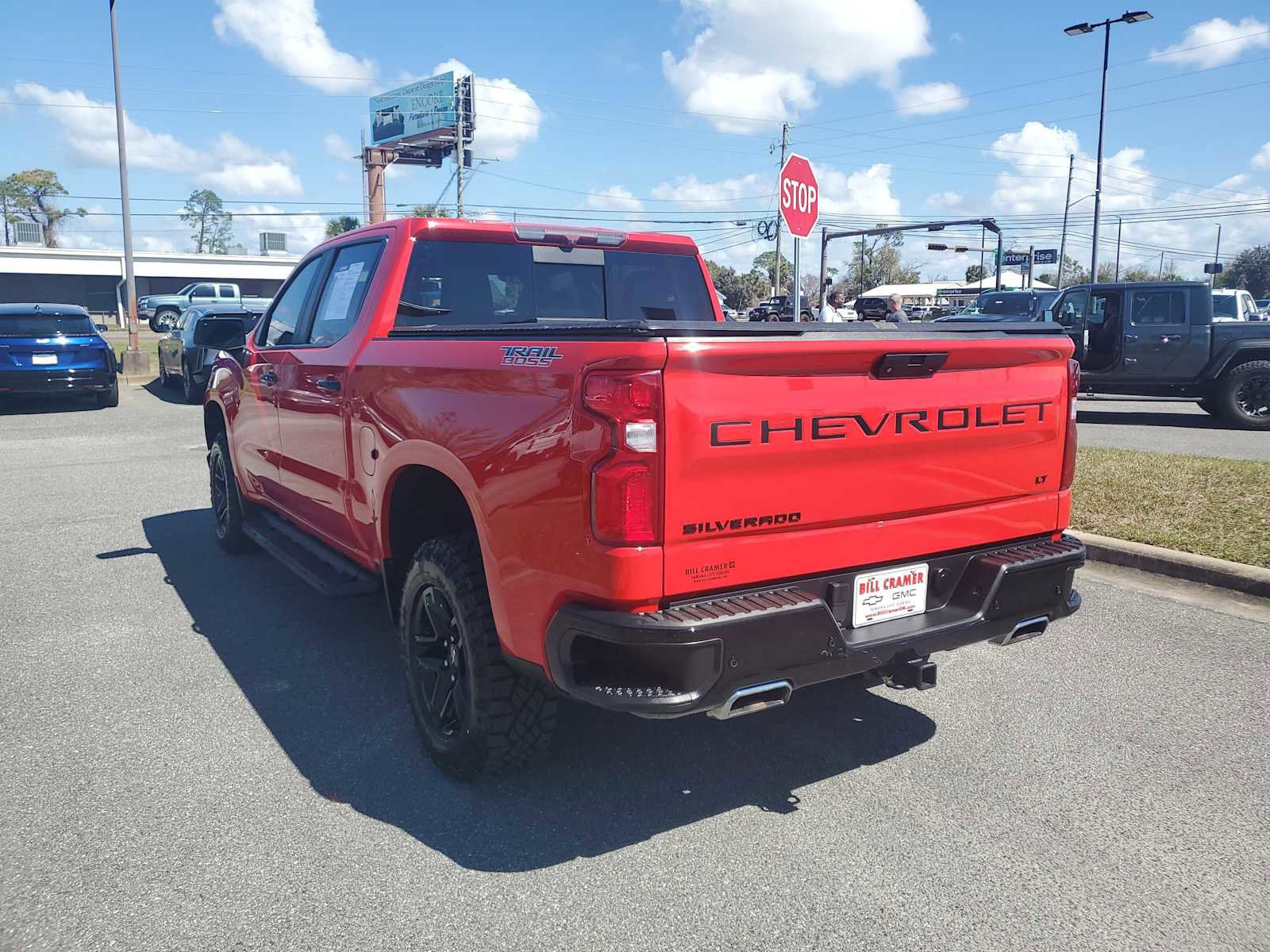 Used 2021 Chevrolet Silverado 1500 LT Trail Boss w/ Convenience Package II image 3