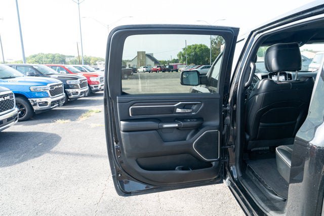 Used 2025 RAM 1500 Laramie AWD/4WD image 13