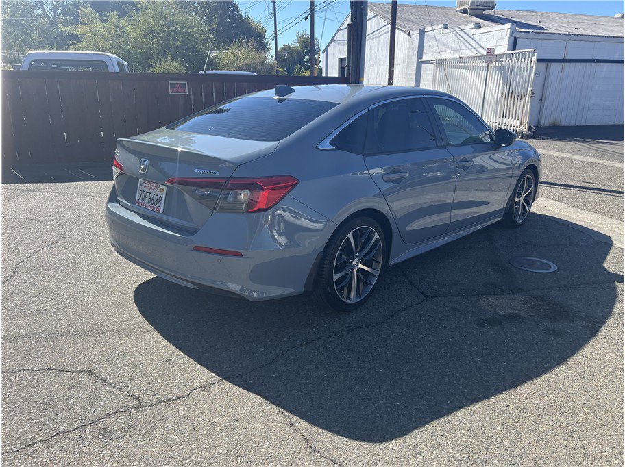 Used 2022 Honda Civic Touring image 7