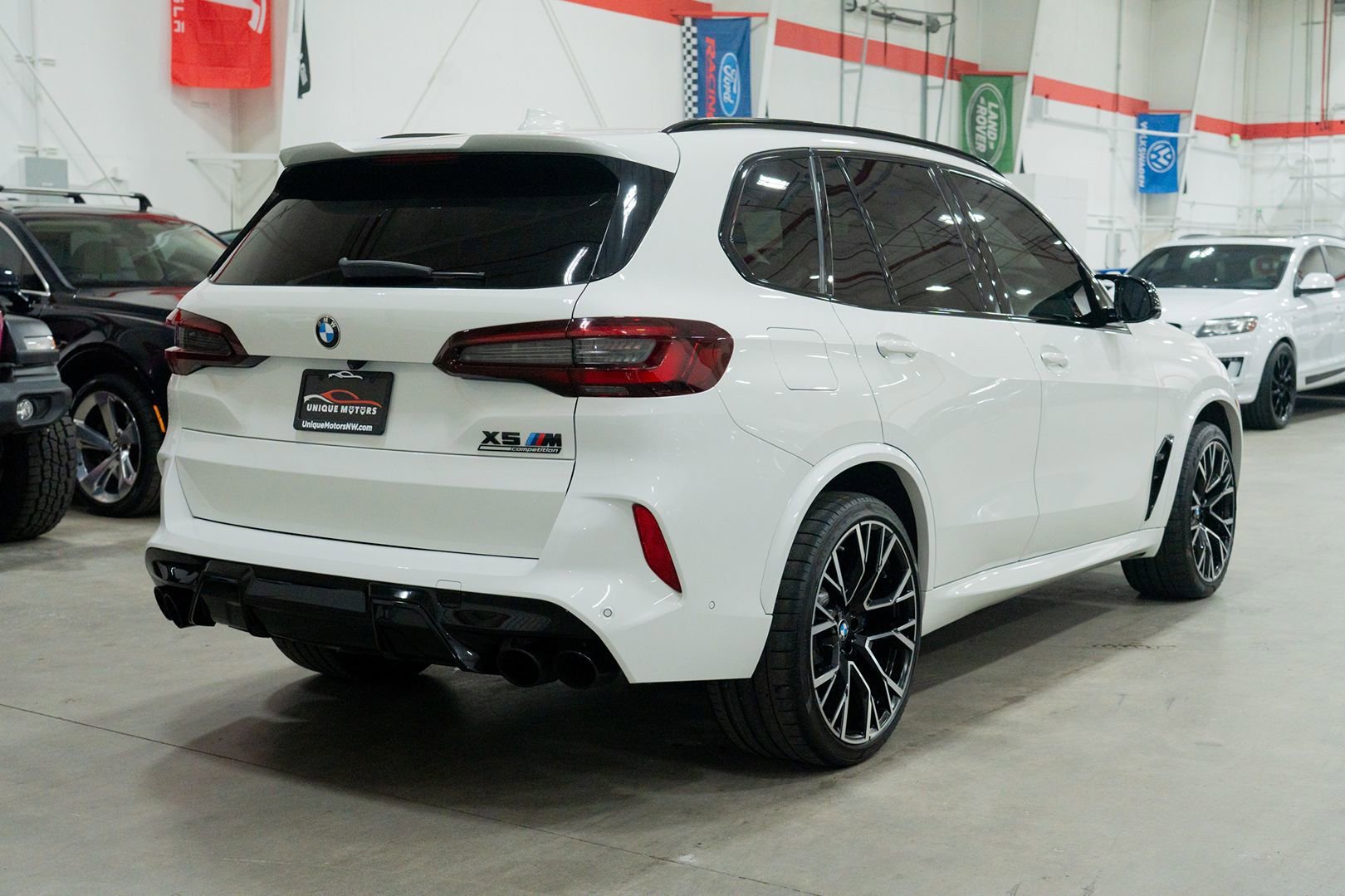 Used 2021 BMW X5 M w/ Competition Package image 8