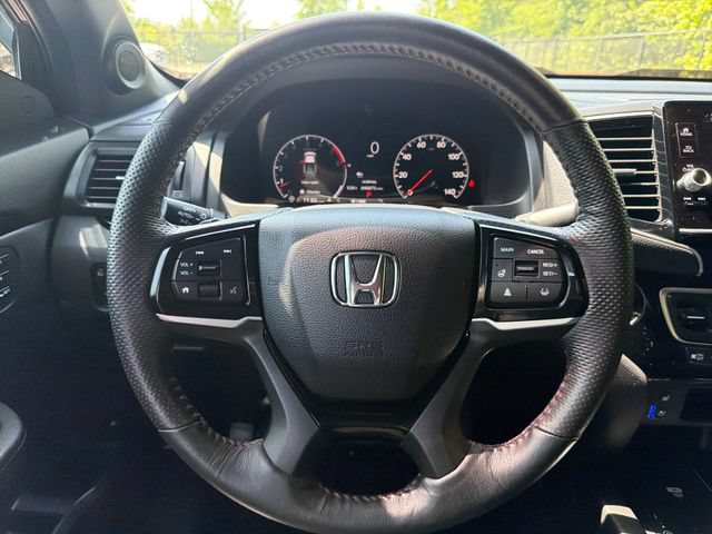 Used 2024 Honda Ridgeline Black Edition image 17