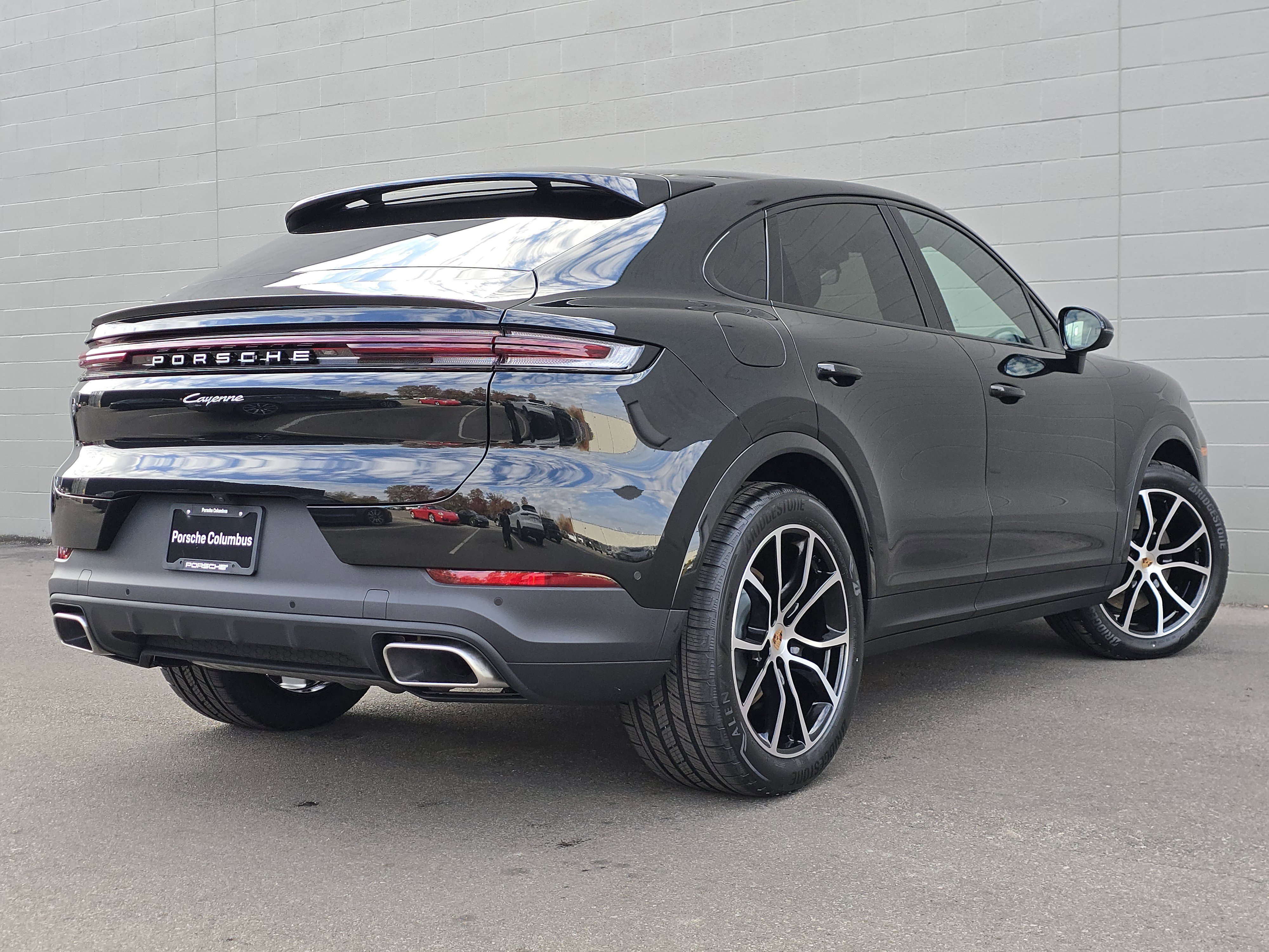 New 2026 Porsche Cayenne Coupe image 9