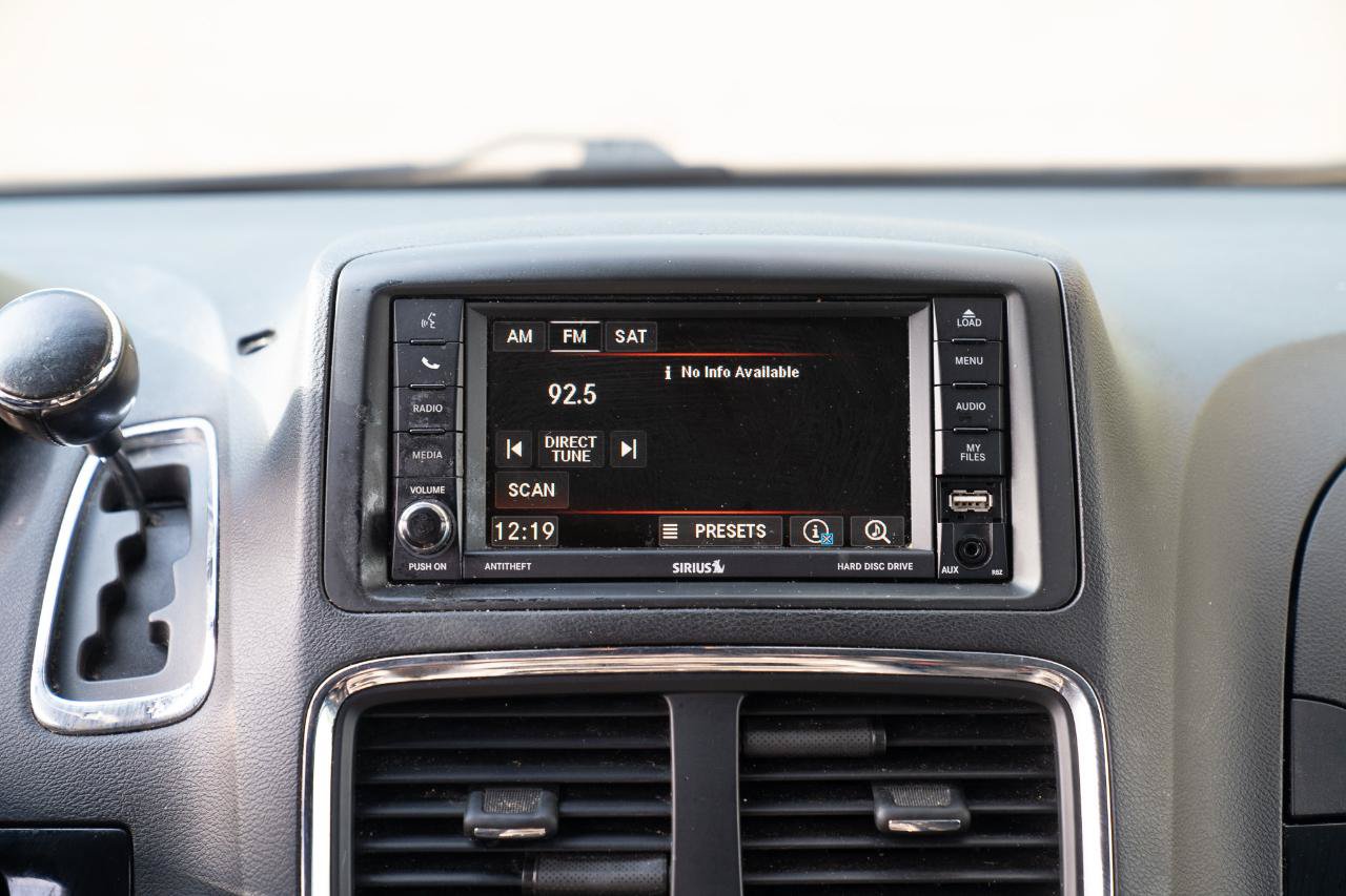 Used 2019 Dodge Grand Caravan SXT FWD image 29