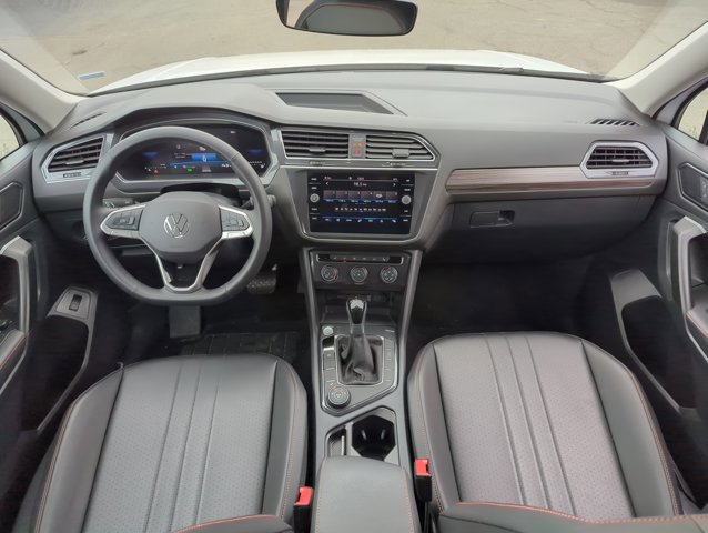 Used 2024 Volkswagen Tiguan Wolfsburg Edition image 18