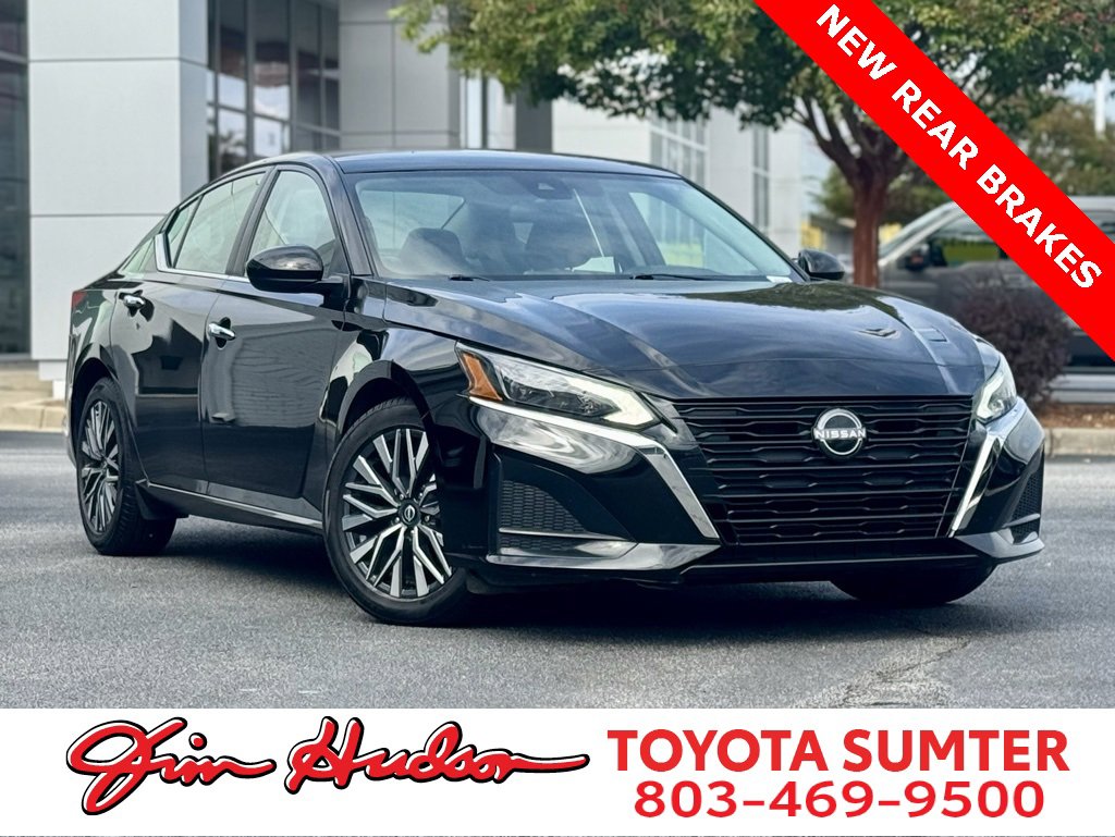 Used 2023 Nissan Altima 2.5 SV