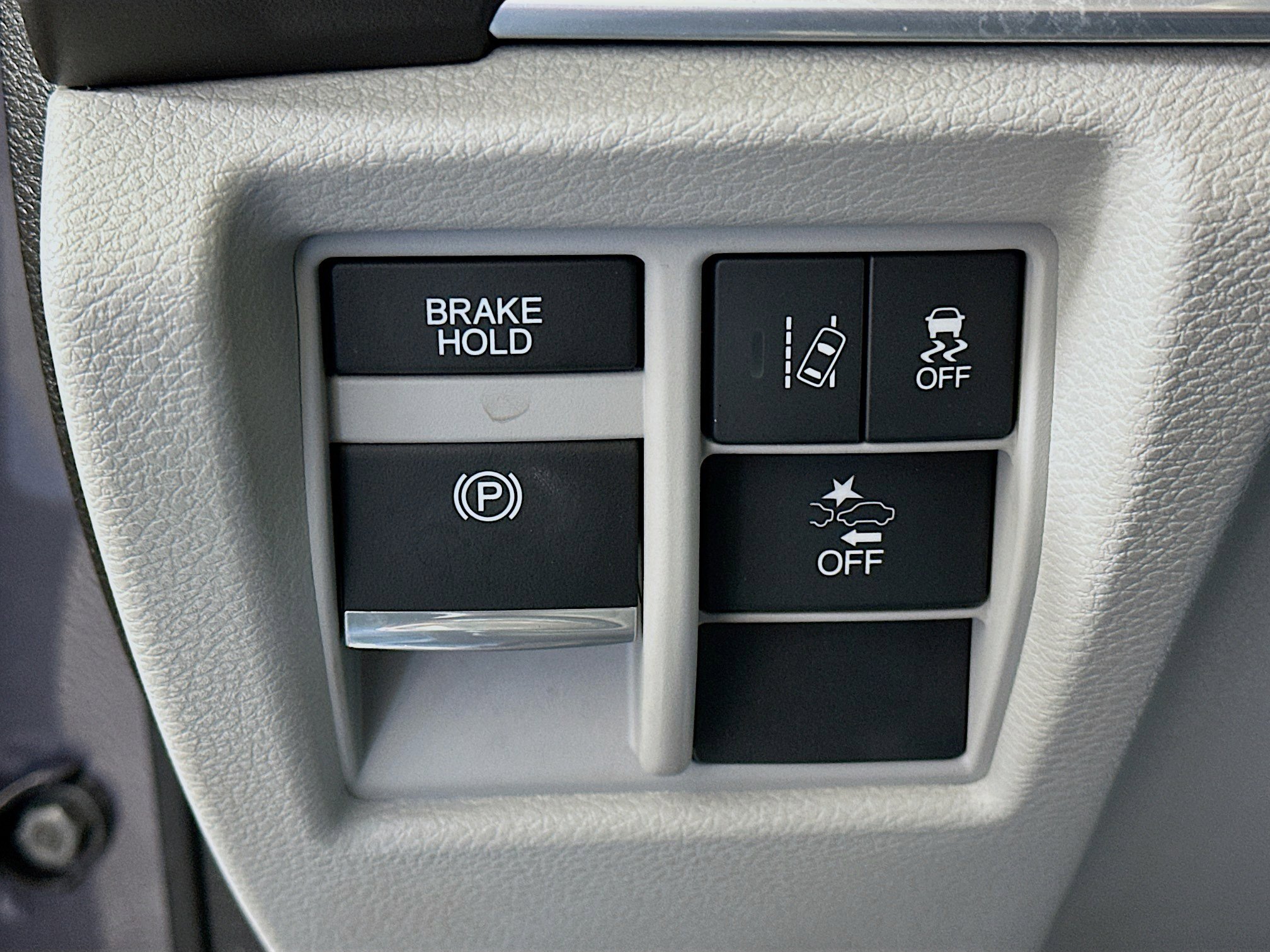 Used 2018 Acura MDX FWD w/ Technology Package image 17