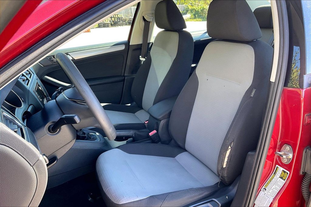 Used 2017 Volkswagen Jetta S FWD image 25