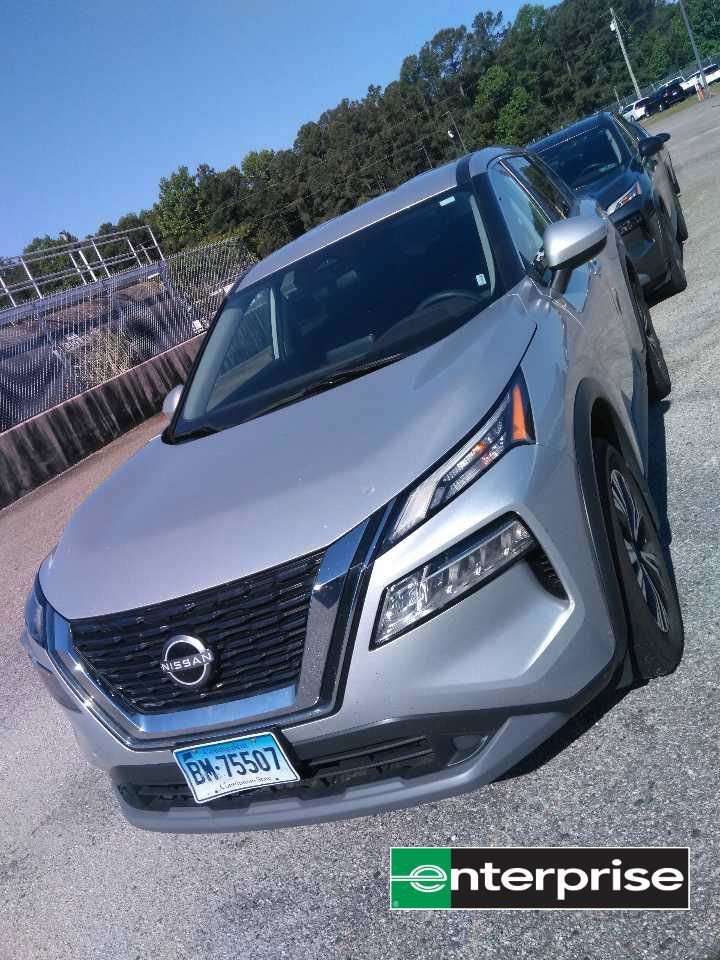 Used 2023 Nissan Rogue SV AWD/4WD image 4