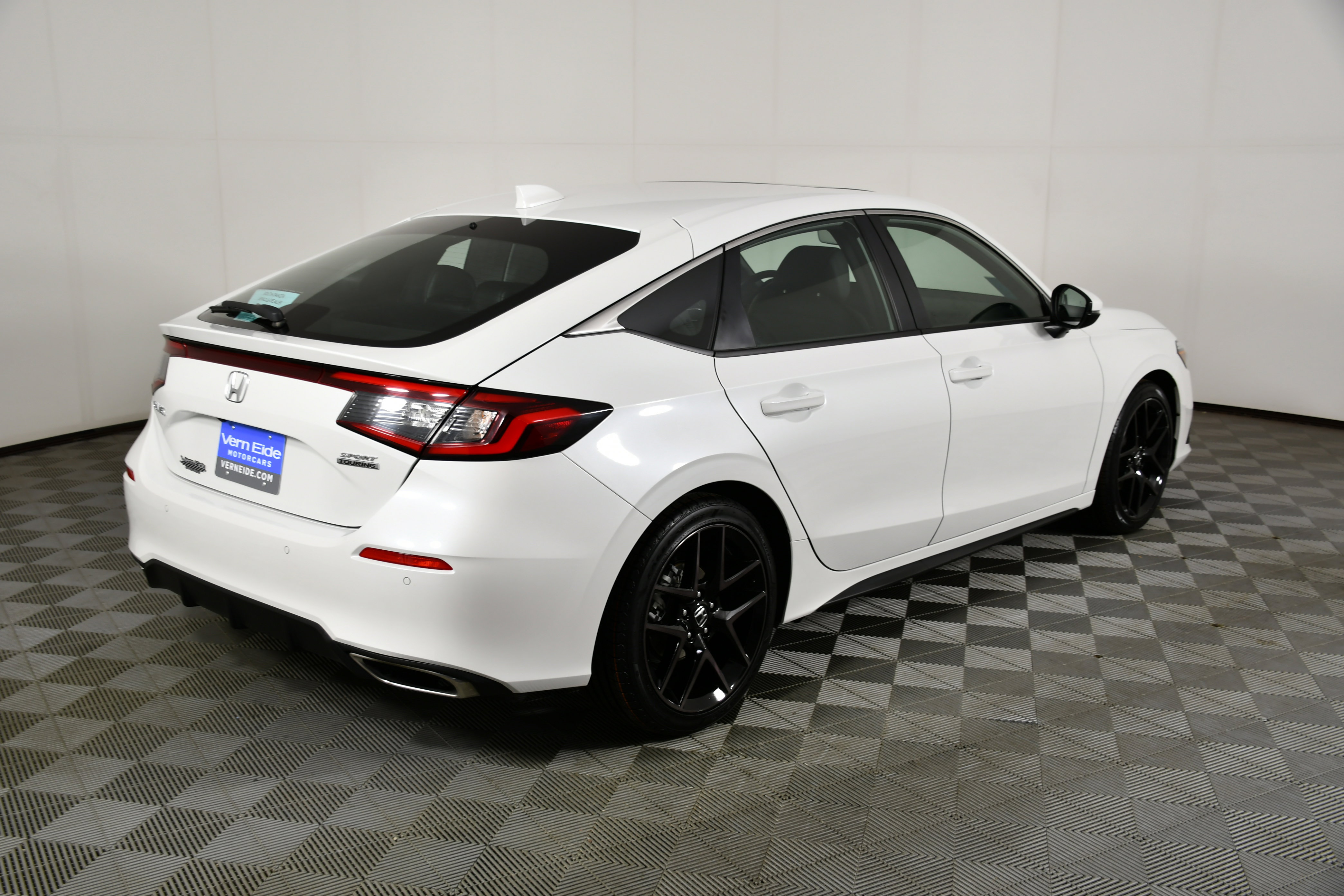 Certified 2024 Honda Civic Sport Touring image 6