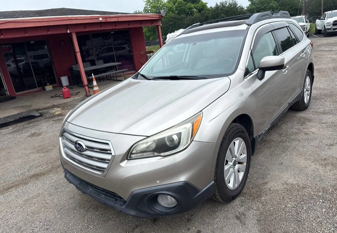 Used 2015 Subaru Outback 2.5i Premium AWD/4WD image 2