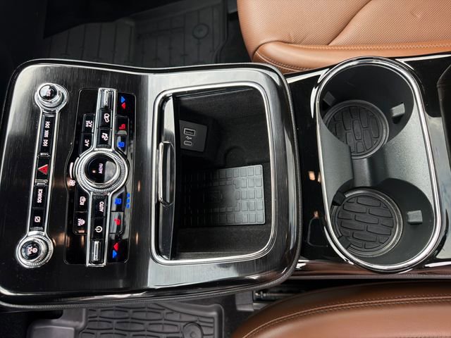 Used 2022 Lincoln Nautilus Reserve AWD/4WD image 31