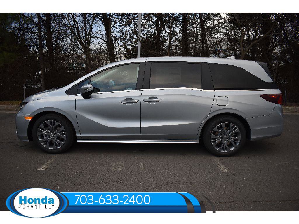 New 2026 Honda Odyssey Touring image 4