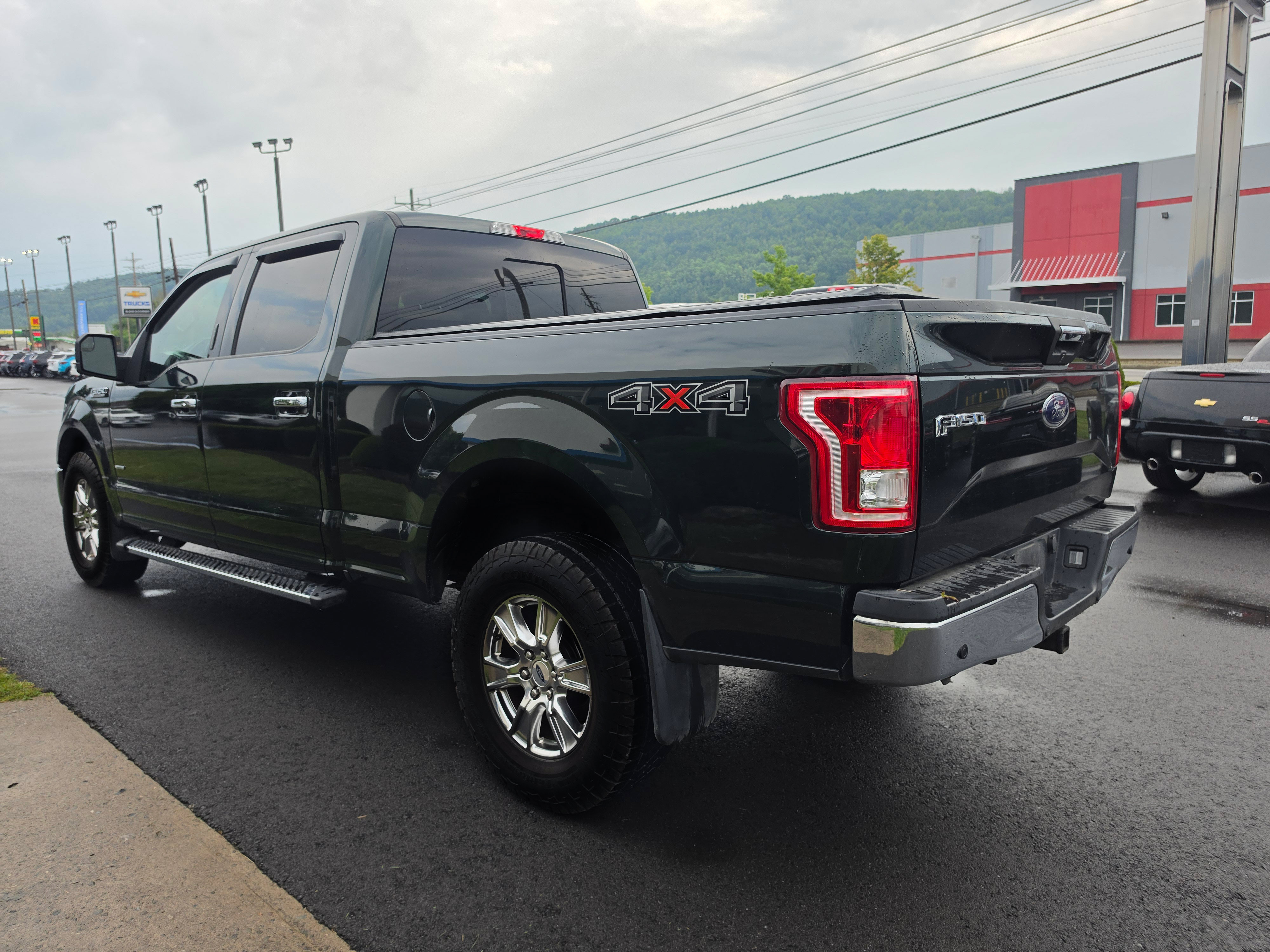 Used 2016 Ford F150 XLT w/ Equipment Group 301A Mid AWD/4WD image 5