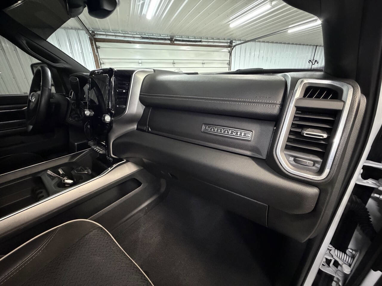 Used 2024 RAM 3500 Laramie w/ Night Edition image 39