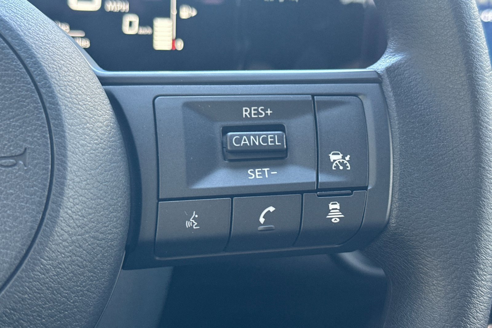 New 2027 Nissan Kicks SV w/ Cold Weather Package FWD image 27