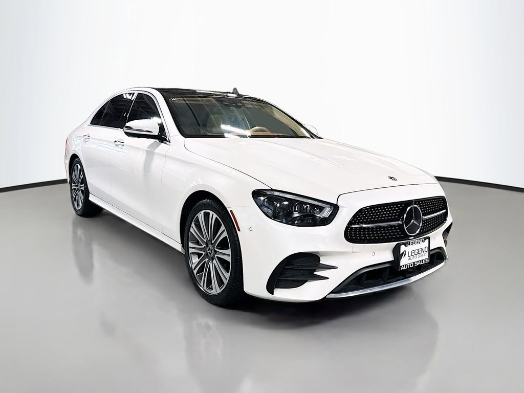 Used 2022 Mercedes-Benz E 450 4MATIC Sedan image 3