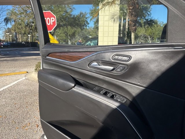 Used 2022 Cadillac Escalade Sport Platinum image 5