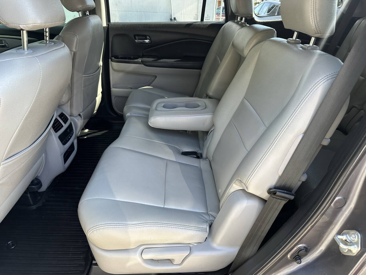 Used 2018 Honda Pilot EX image 14