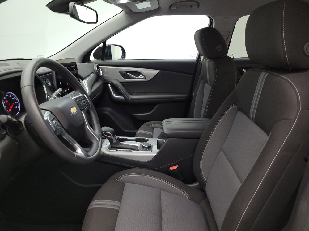 Used 2024 Chevrolet Blazer LT w/ Convenience Package FWD image 17