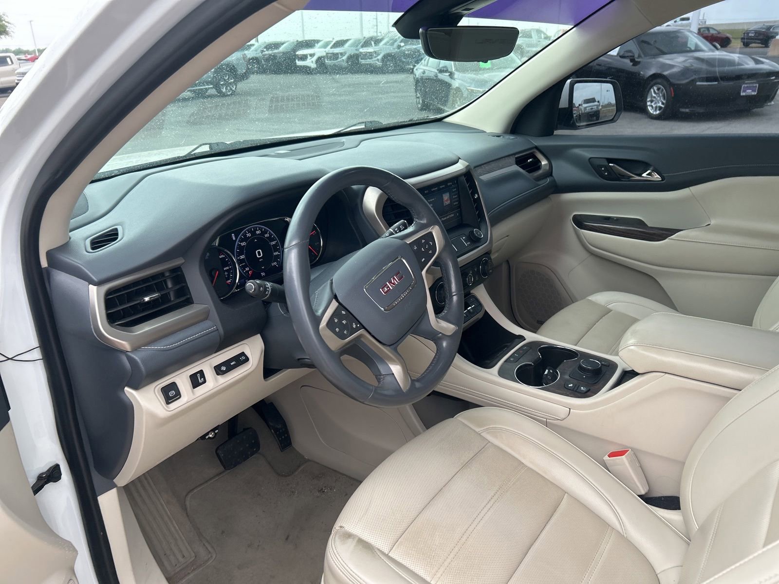 Used 2021 GMC Acadia Denali w/ Denali Technology Package FWD image 14